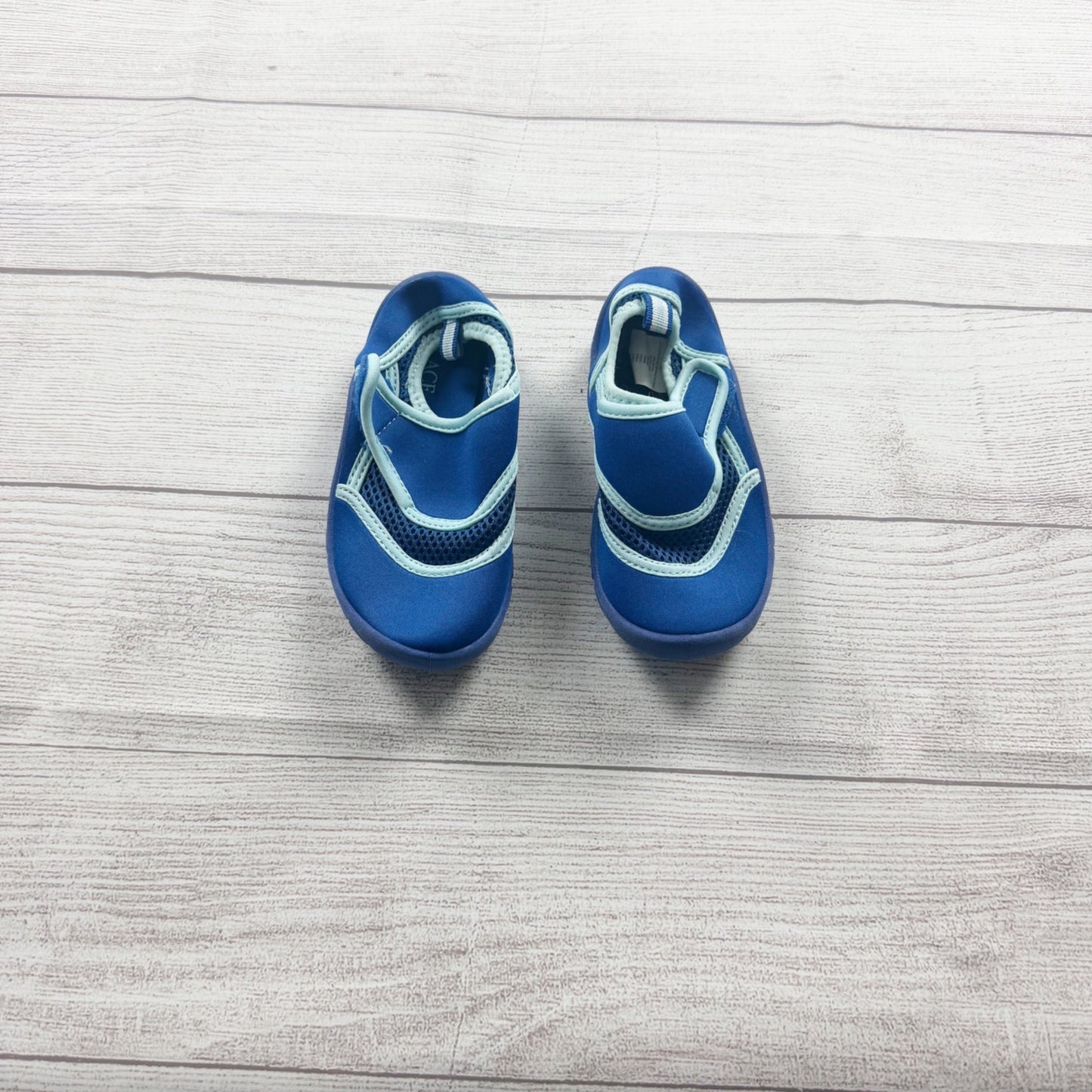 Children’s Place Kids Water Shoes Slip On Swim Beach Shoes 9-10