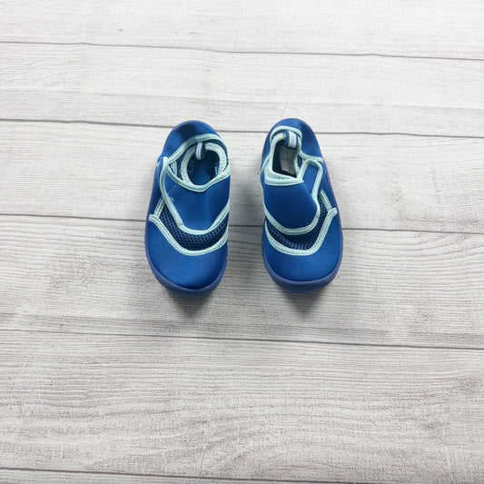 Children’s Place Kids Water Shoes Slip On Swim Beach Shoes 9-10