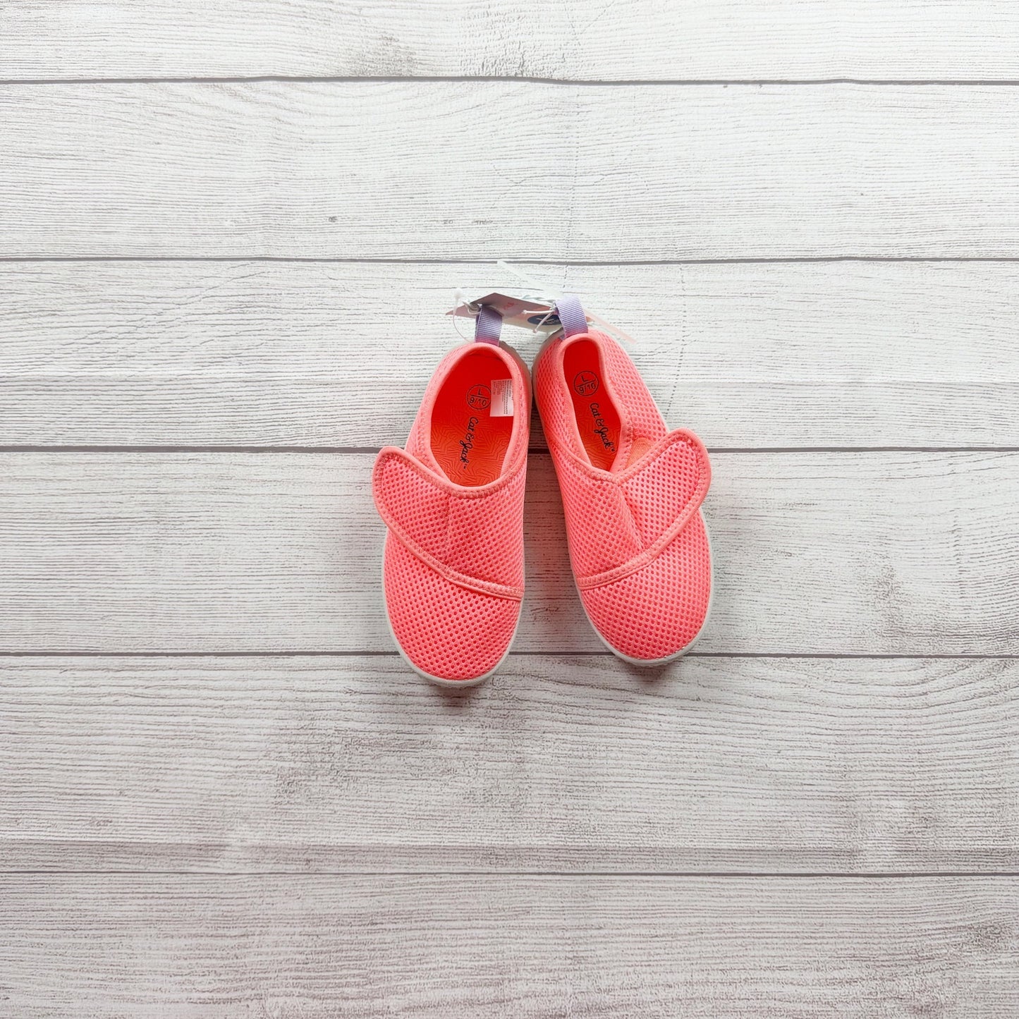 9-10 | Strap Water Shoes