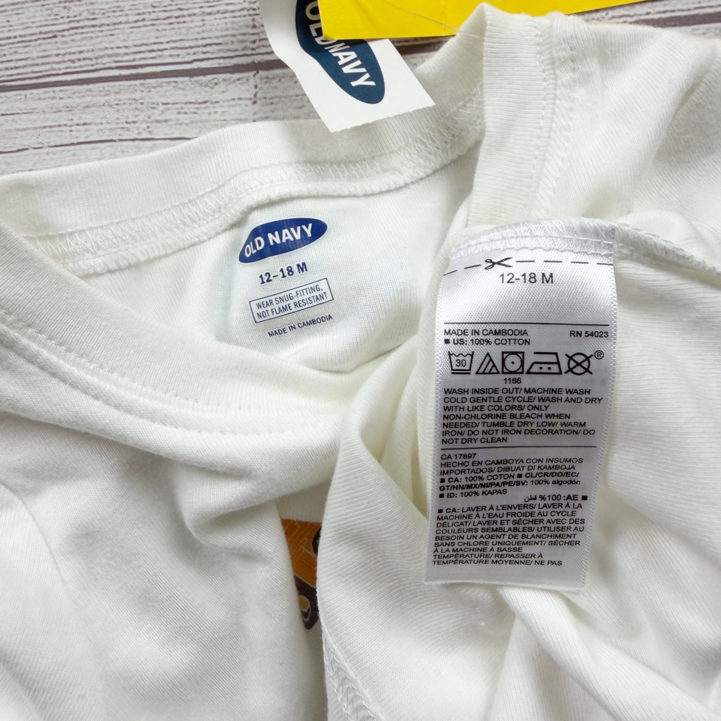 Old Navy Toddler Boys Construction Print Pajama Set NWT 12-18 Months