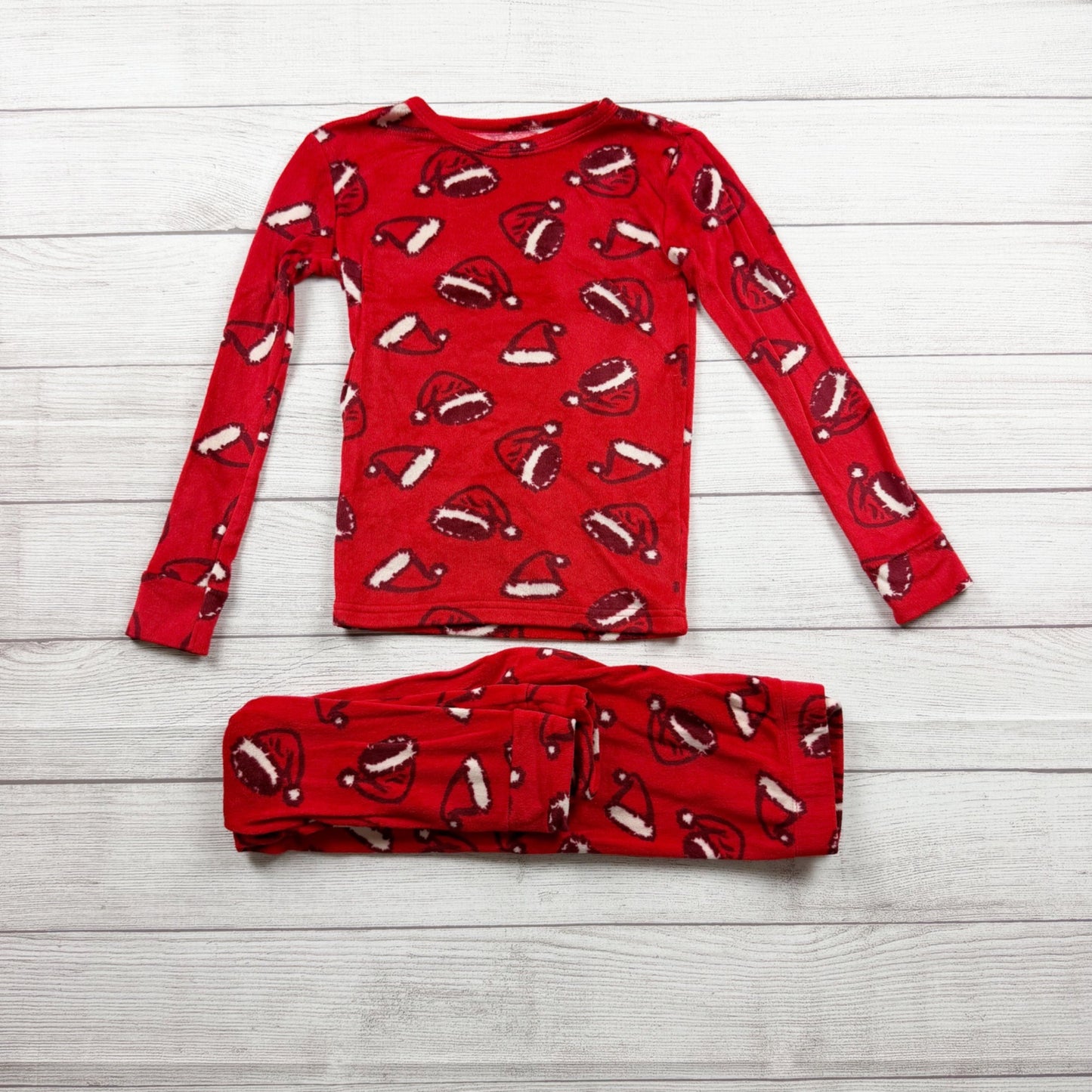 Cat & Jack Kids Christmas Pajama Set Santa Hat Pattern Long Sleeve Pants 8