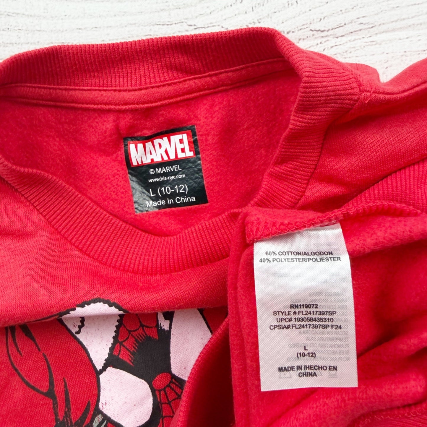 Marvel SpiderMan Holiday Graphic Sweatshirt Cozy Crewneck NWT L 10-12