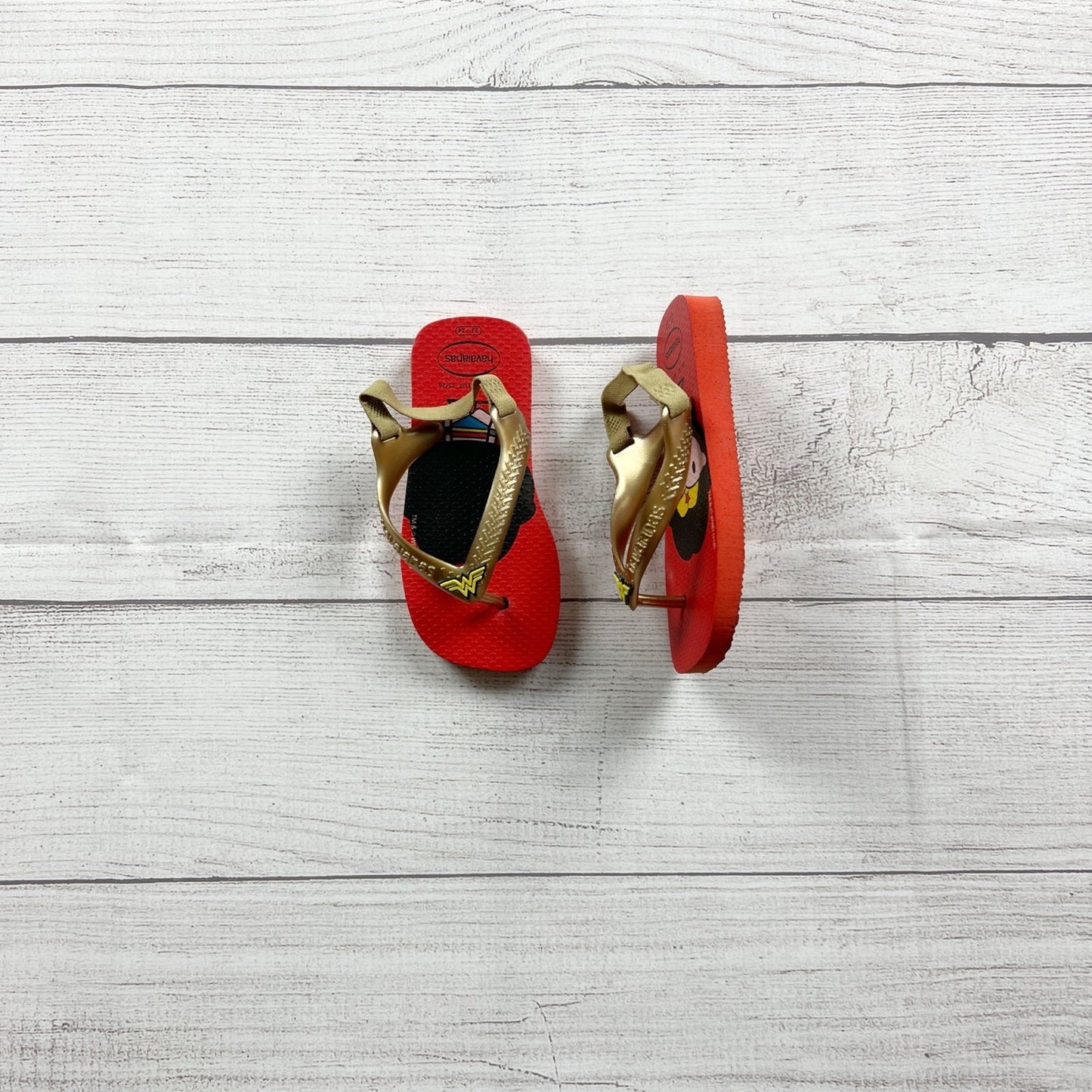 Havaianas Wonder Woman Flip Flops Red Gold Kids Sandals 9-10