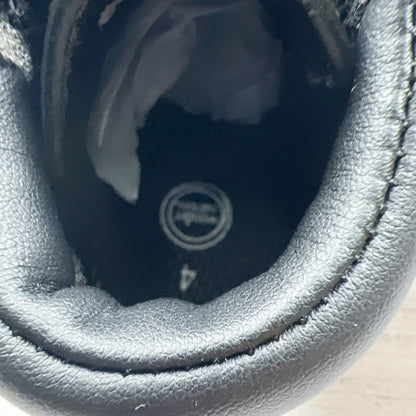 4 | Solid Boots