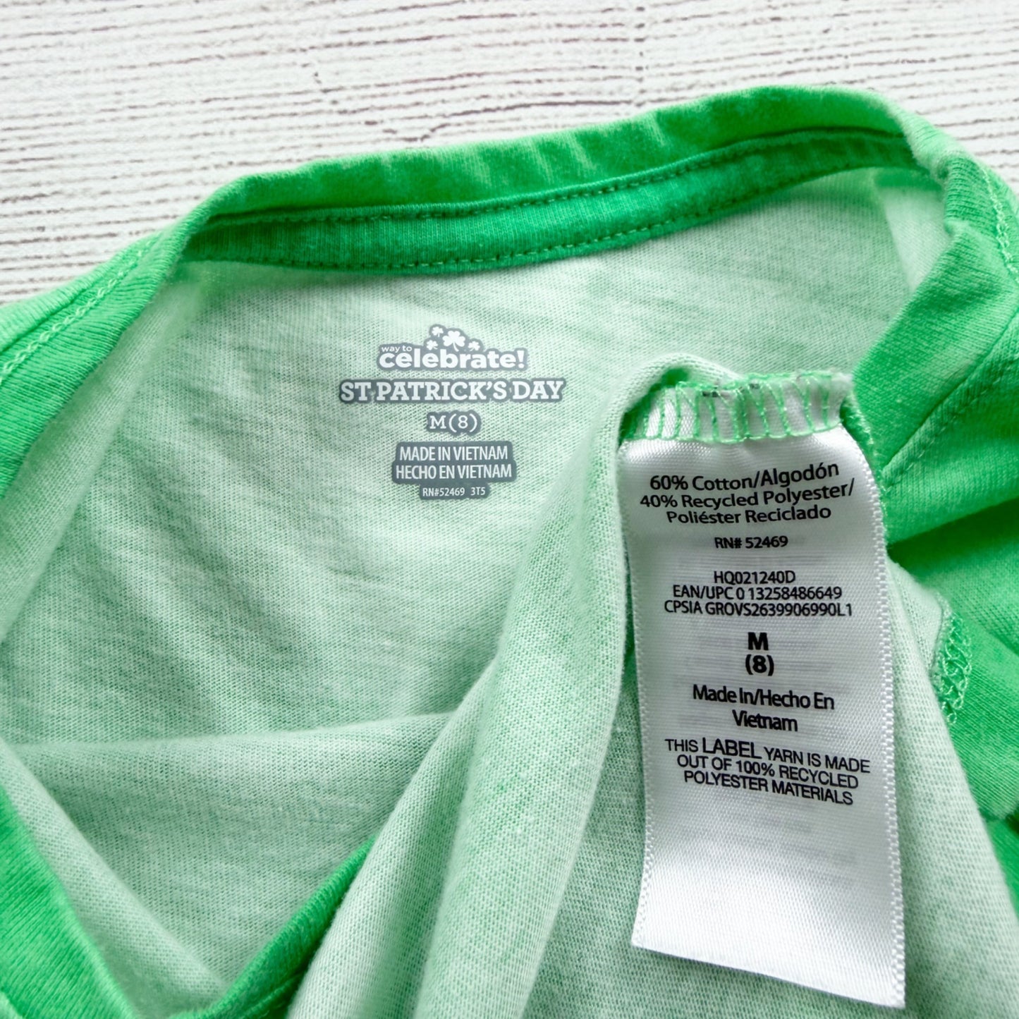 Celebrate! St Patricks Day Glitter Green Clover Graphic Tie Dye T-Shirt M 8