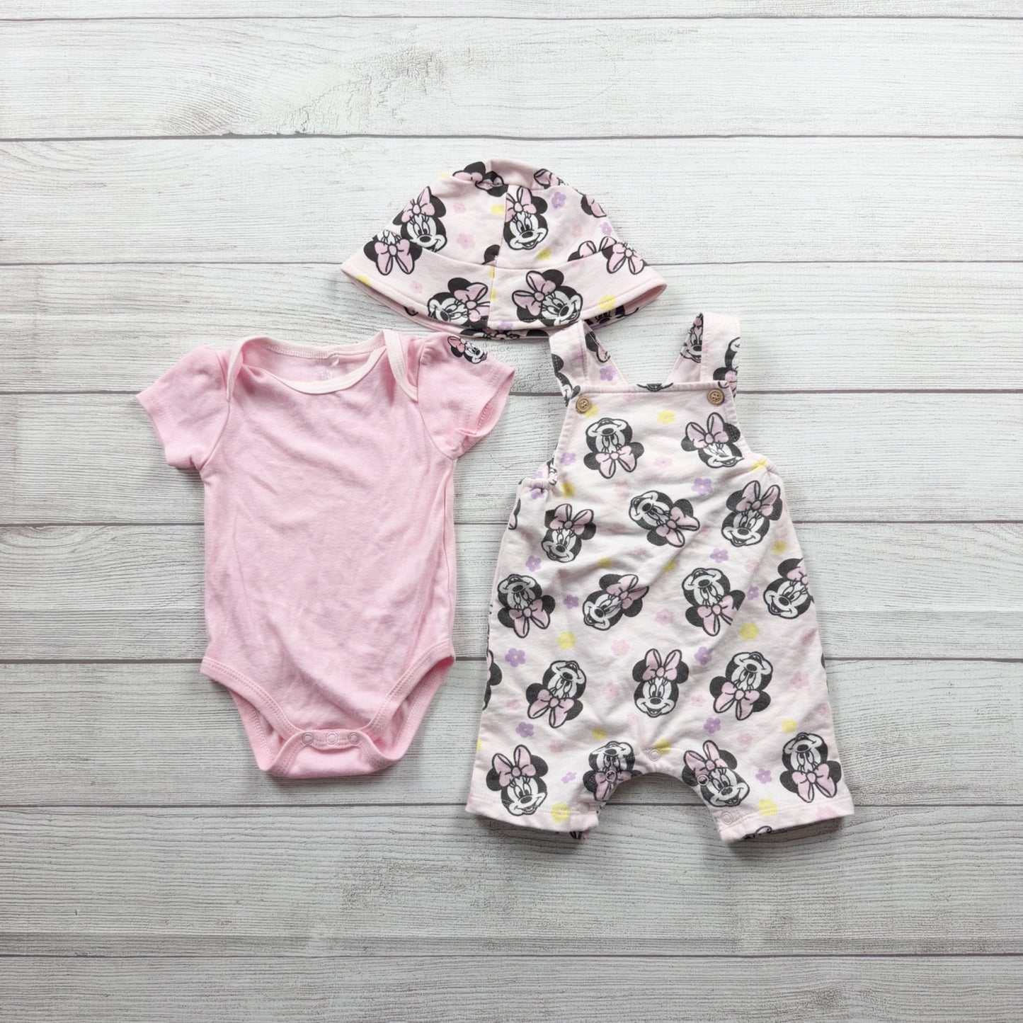 Disney Baby Minnie Mouse 3 Piece Outfit Set Bodysuit Overalls Hat 6-9 Months