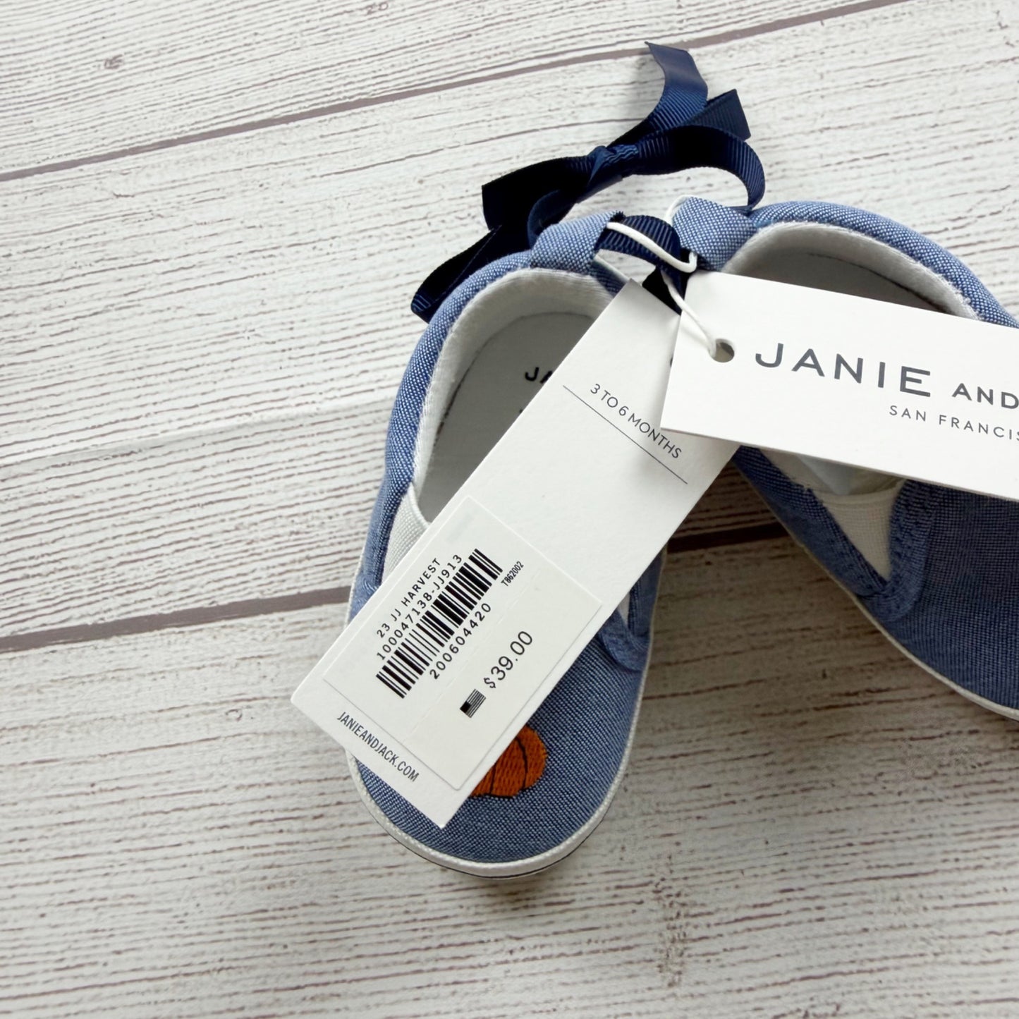 Janie And Jack Baby Pumpkin Canvas Slip On Shoes NWT 3-6 Months