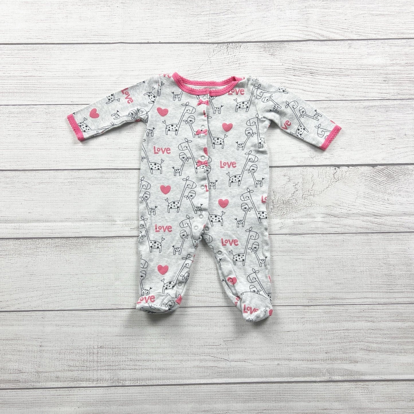 Koala Baby Sleeper “Love” Giraffe Print Footed Pajamas 0-3 Months