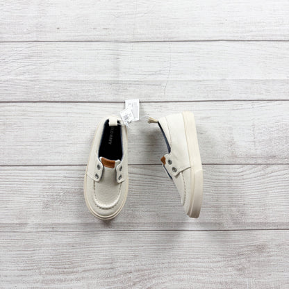 Old Navy Kids Canvas Slip On Sneakers Loafer Boat Shoes NWT 8 Toddler