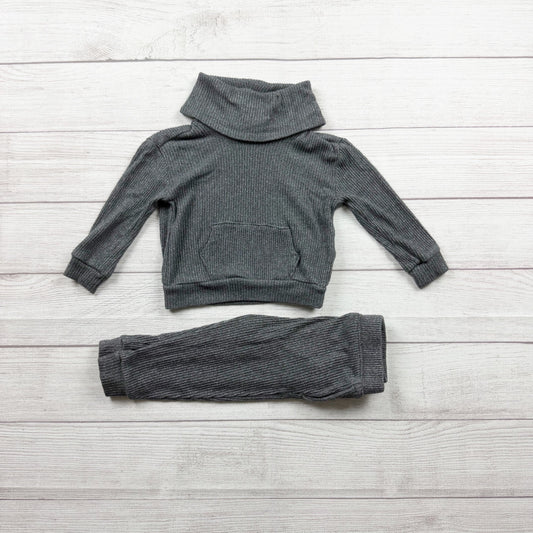 Baby Gap Gray Ribbed Sweater Joggers Set Outfit 18-24 Months