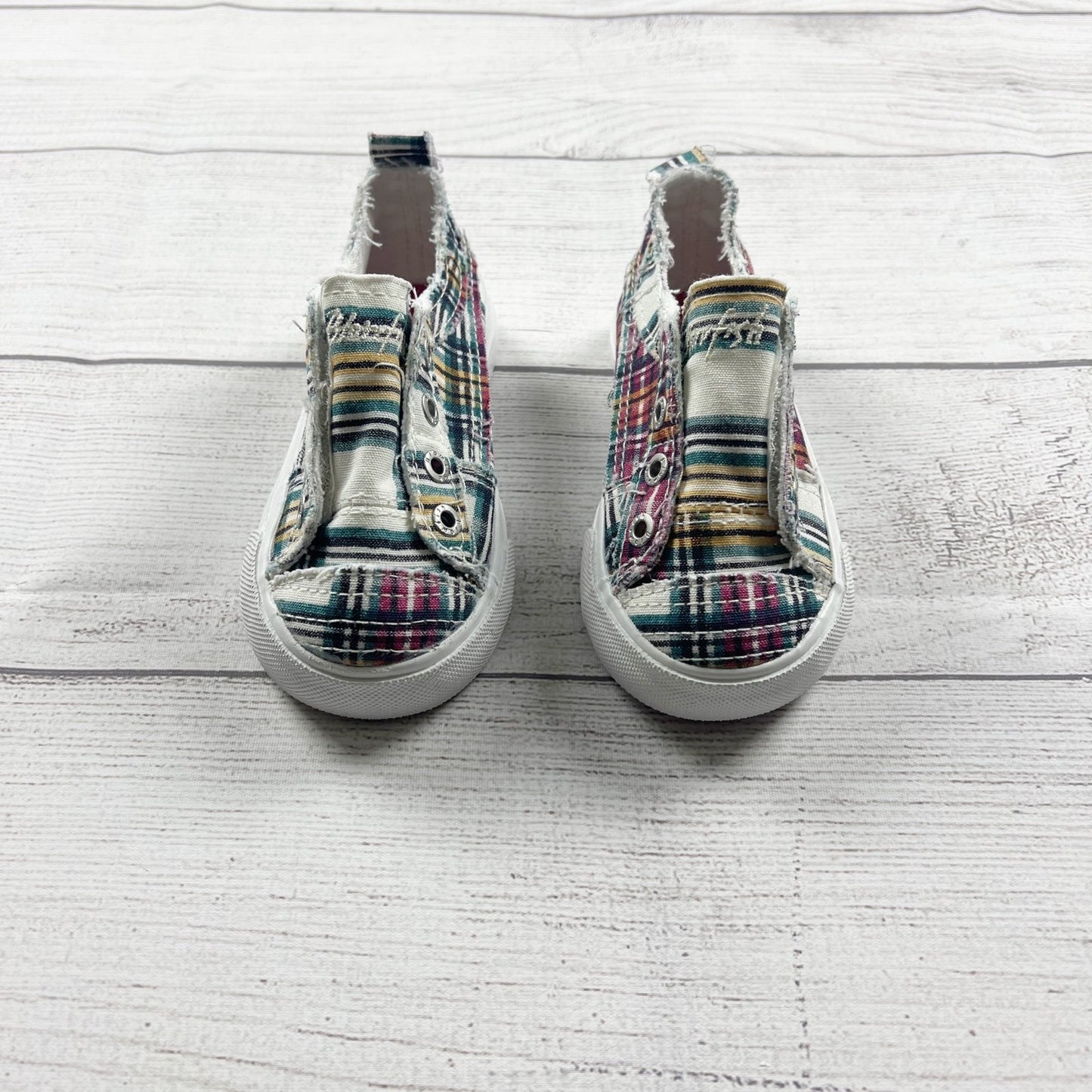 Blowfish Malibu Kids Plaid Canvas Slip On Sneakers Distressed Look 7