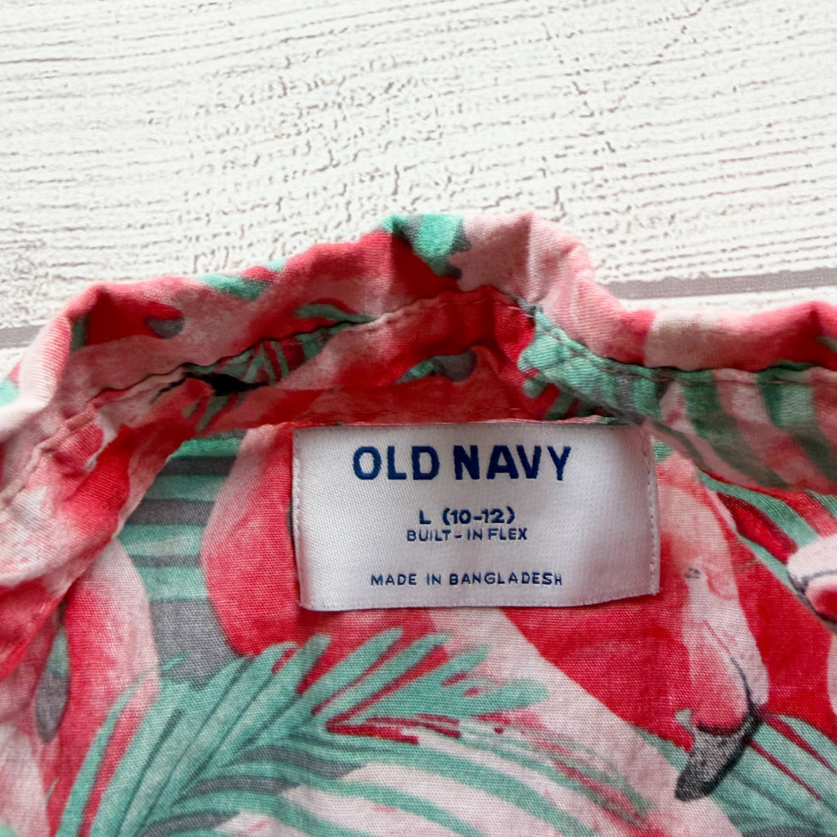 Old Navy Boys Flamingo Print Button Up Shirt Tropical Built-In Flex L 10-12