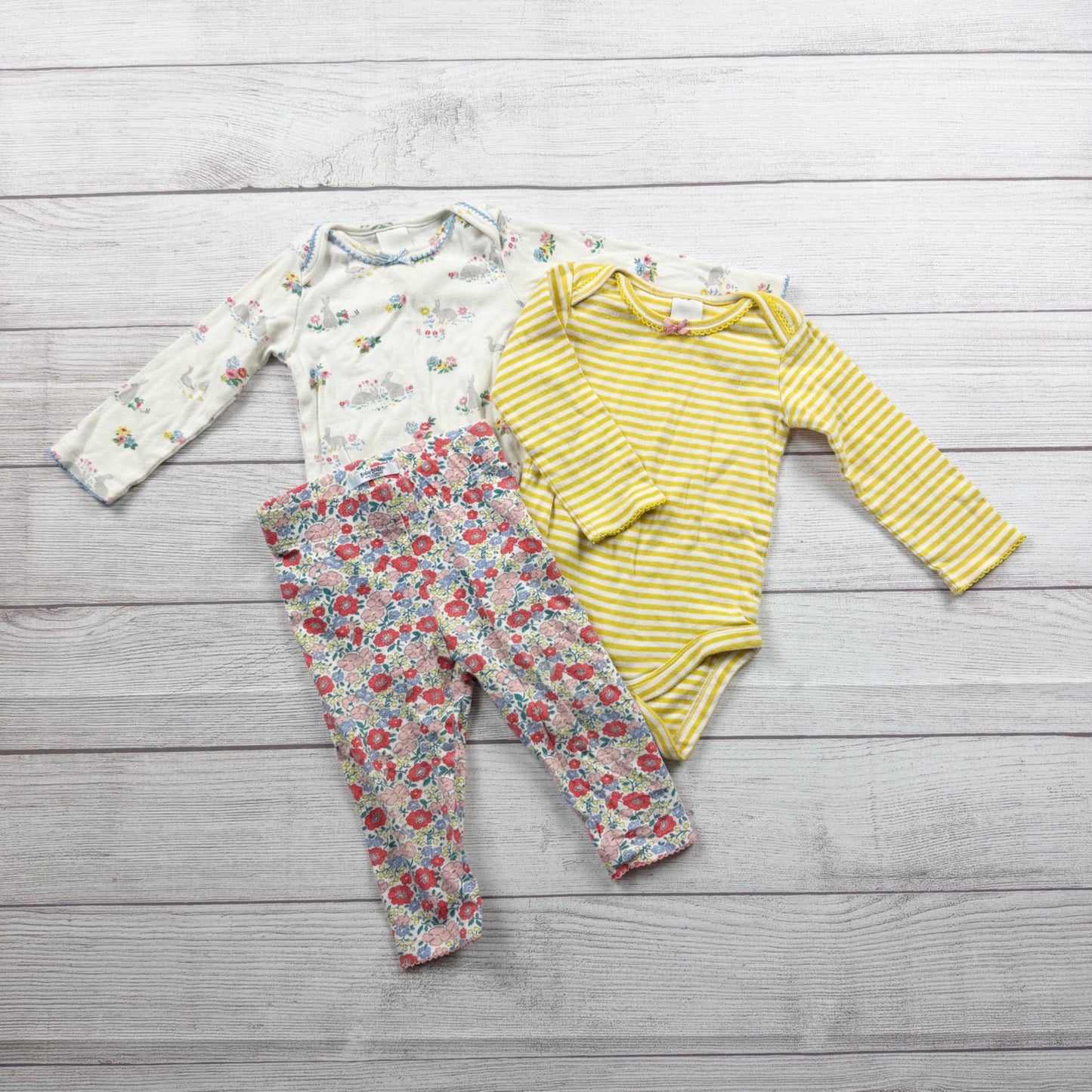 Baby Boden 3 Piece Set 2 Bodysuits Floral Leggings Baby Girls 6-12 Months