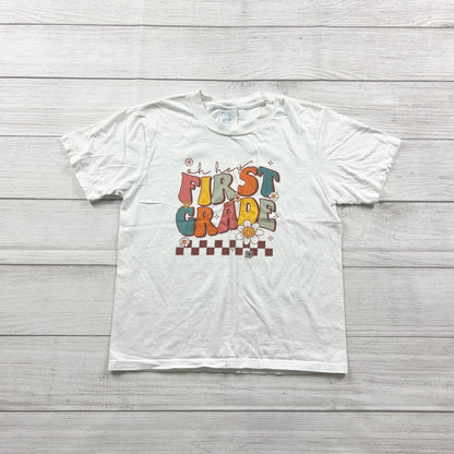 Port & Company Girls Retro White Oh Hey First Grade School Graphic Tee S 7-8