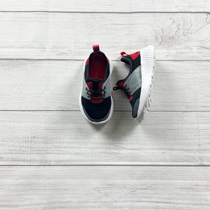 6 | Slip On Sneakers