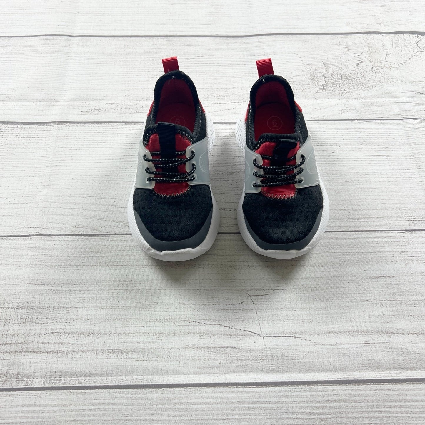 6 | Slip On Sneakers