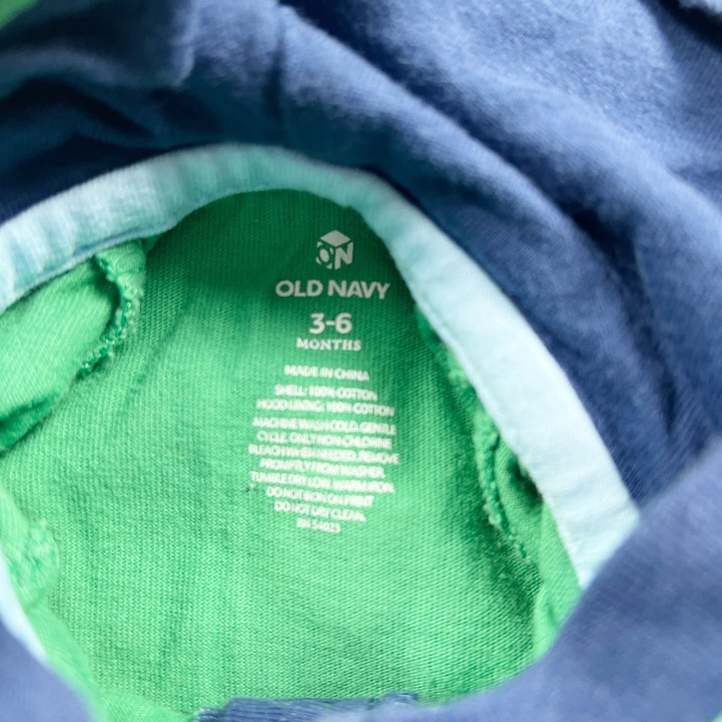 Old Navy Baby Green Hooded Henley Romper Fish Print 3-6 Months