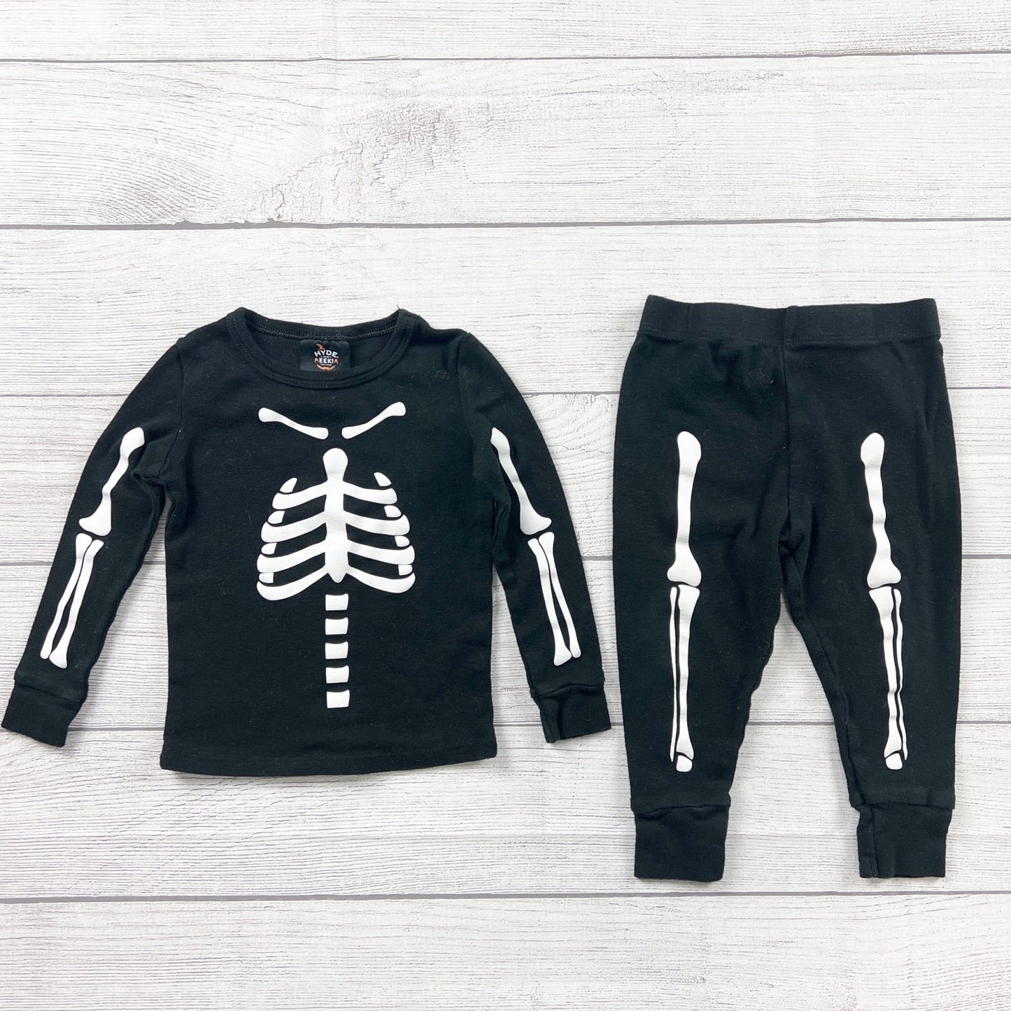 Hyde & Eek! Toddler Pajamas Set Skeleton Design Black Halloween 12-18 Months
