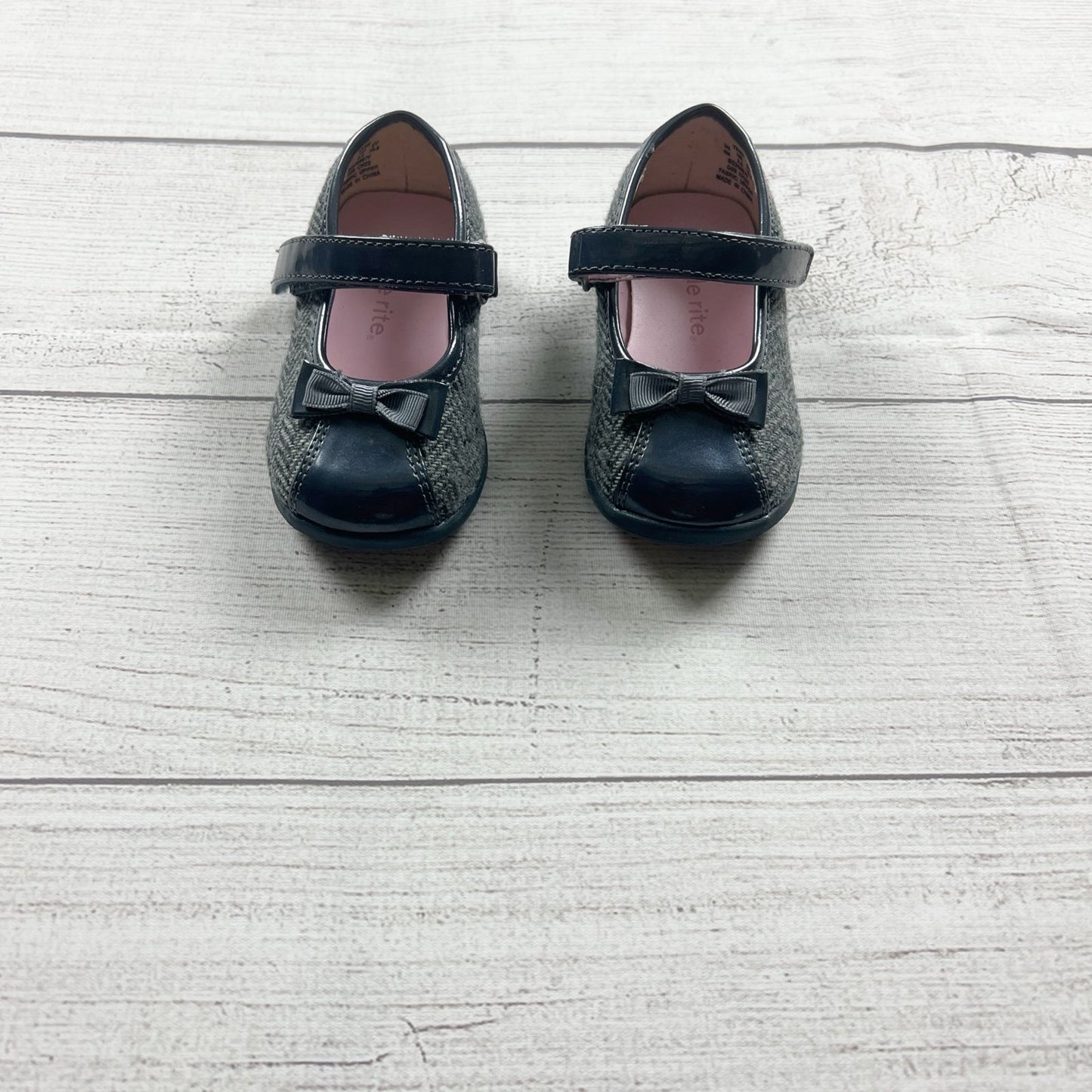 4 | Strap Shoes