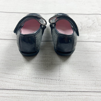4 | Strap Shoes