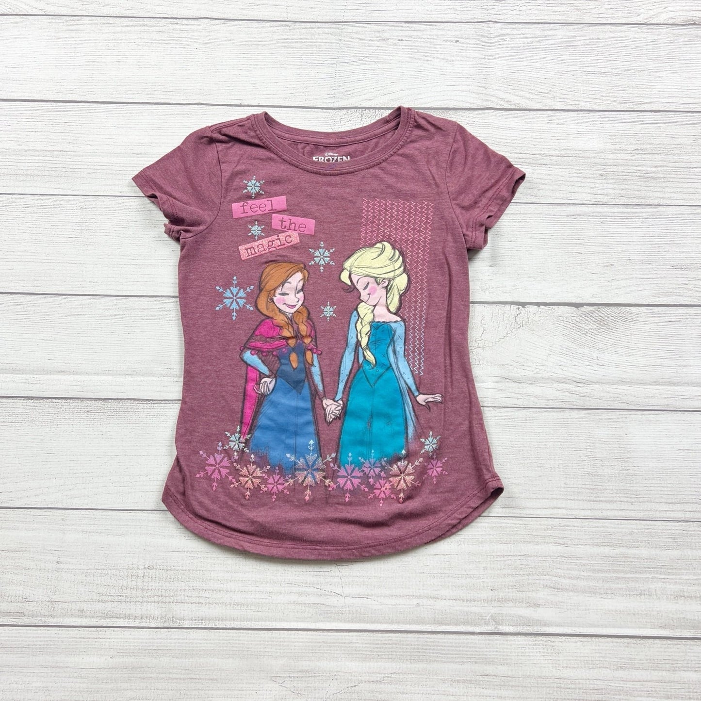 Disney Frozen Girls T-Shirt Short Sleeve Anna Elsa “Feel the Magic” Tee M 7-8