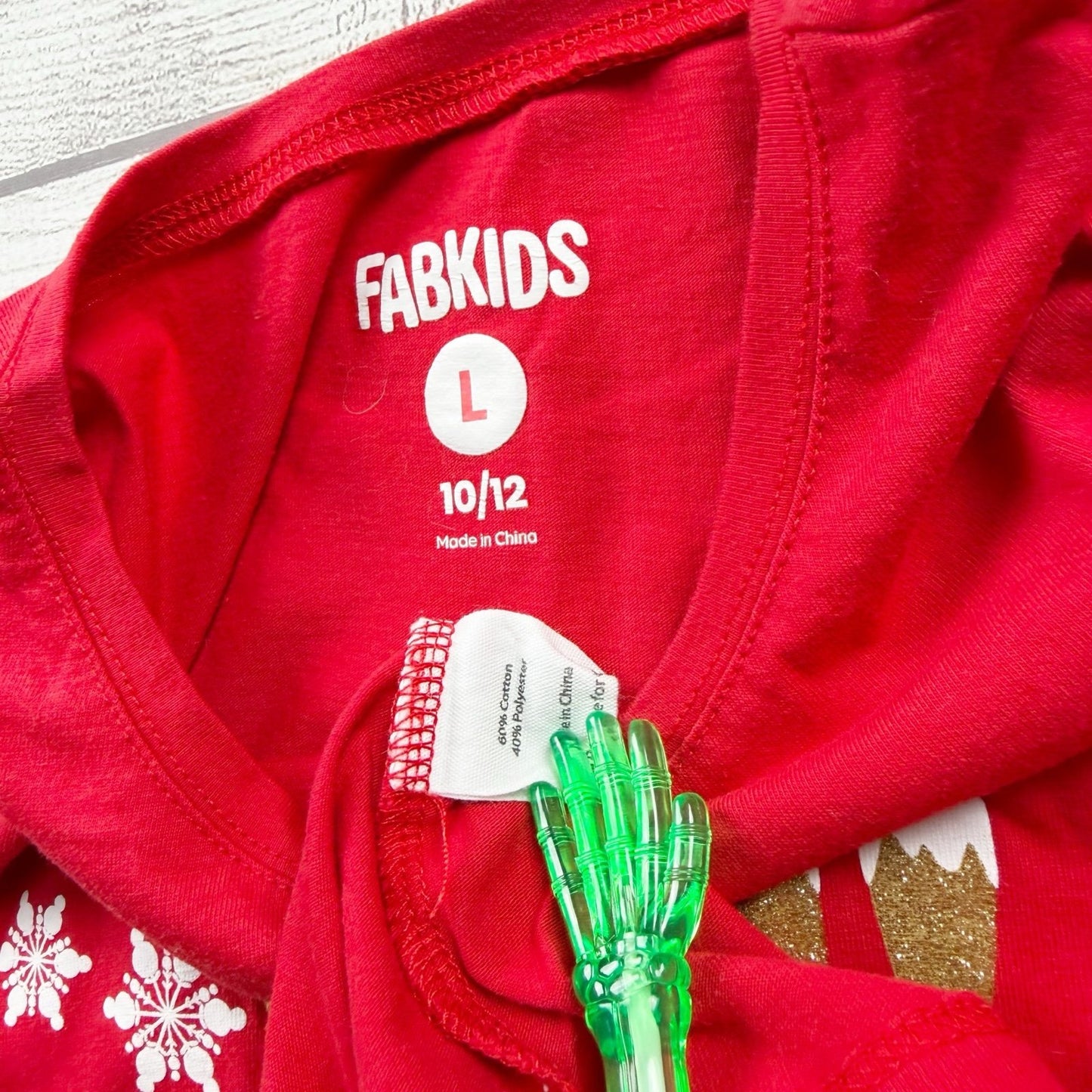 10-12 | Graphic Shirt