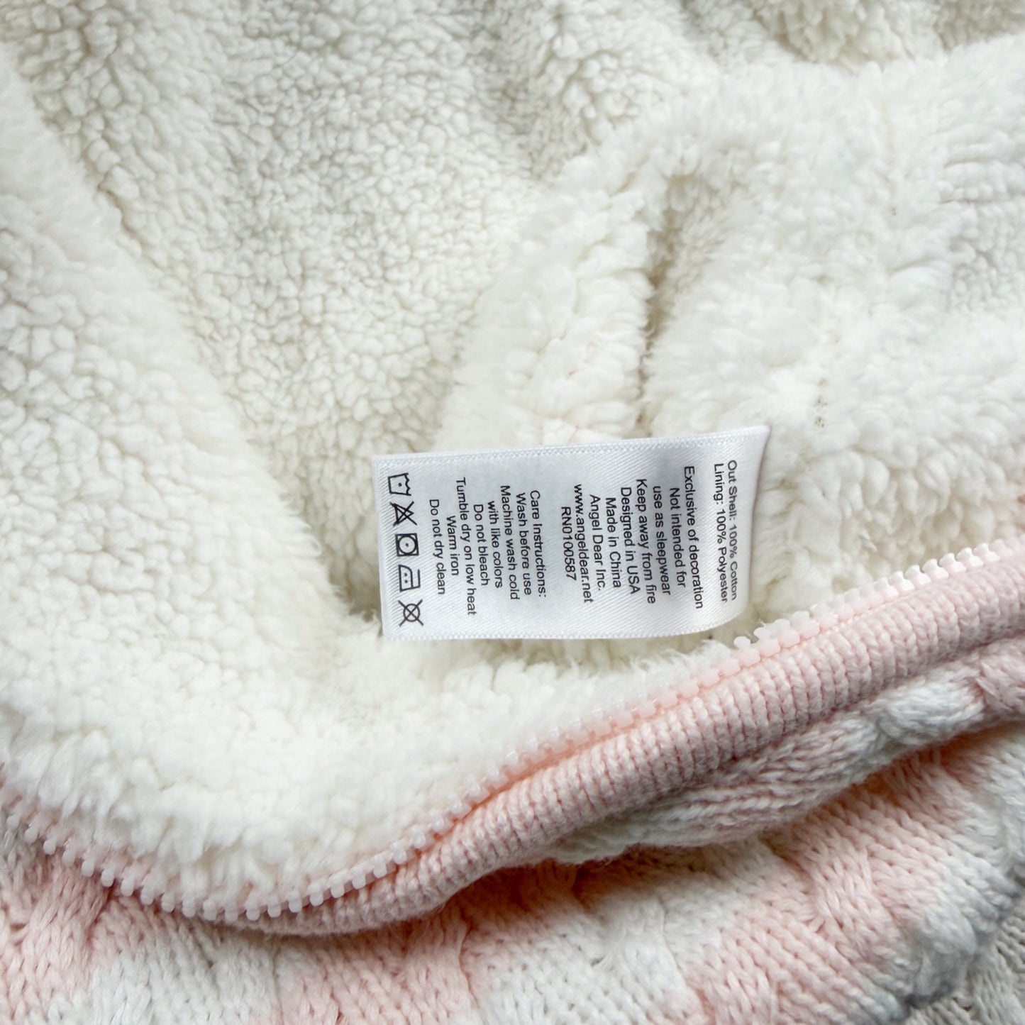 Angel Dear Hooded Fleece Lined Baby Bunting Pink White Chevron 0-3 Months