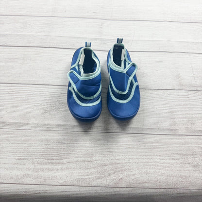 Children’s Place Kids Water Shoes Slip On Swim Beach Shoes 11-12