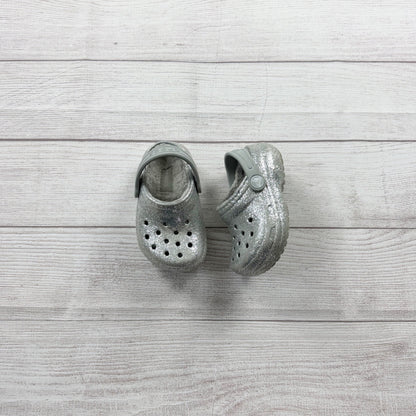 Crocs Toddler Classic Clog Silver Glitter Lined Shoes Cozy Fleece Slip On 6