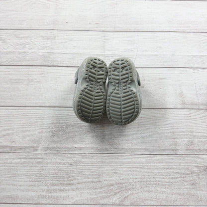 Crocs Toddler Classic Clog Silver Glitter Lined Shoes Cozy Fleece Slip On 6