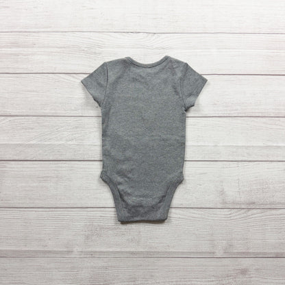 Jumping Beans Baby Boys Gray Graphic Short Sleeve Bodysuit NWT 6-9 Months