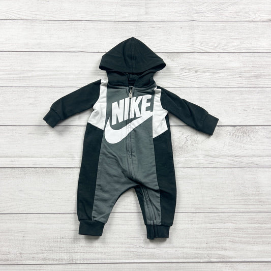 Nike Infant Hooded Full Zip Coverall Romper Black Gray Outfit 0-3 Months
