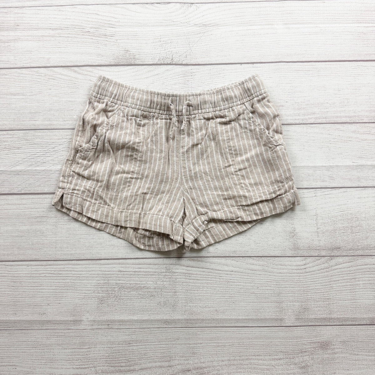 Old Navy Girls Beige Striped Casual Pull On Shorts M 8