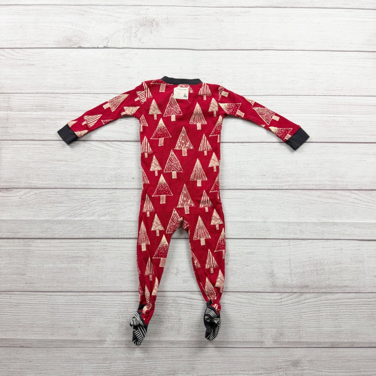 Burt’s Bees Baby Christmas Tree Print Organic Cotton Footie Pajamas 3-6 Months