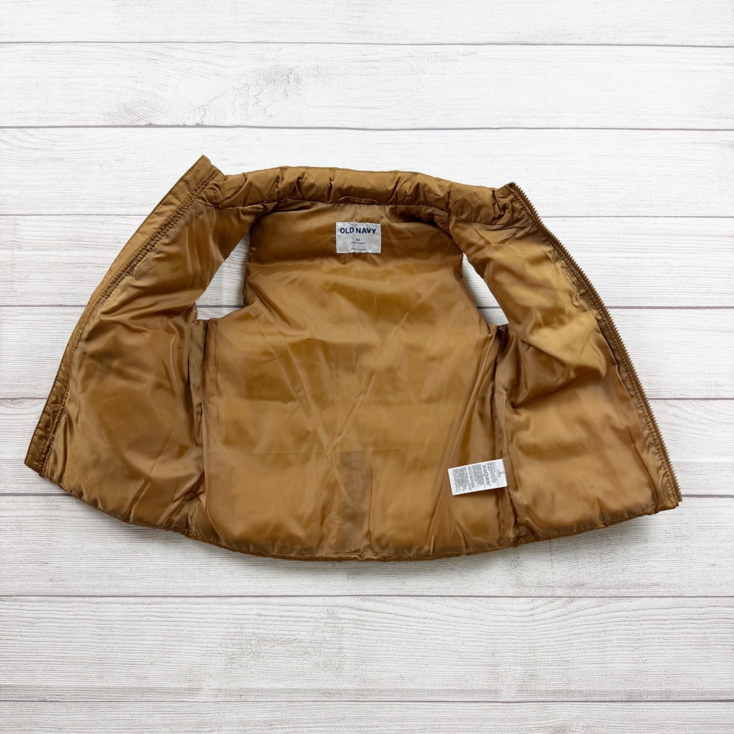Old Navy Kids Puffer Vest Zip Up Water Resistant Quilted Vest Pockets NWT 5T