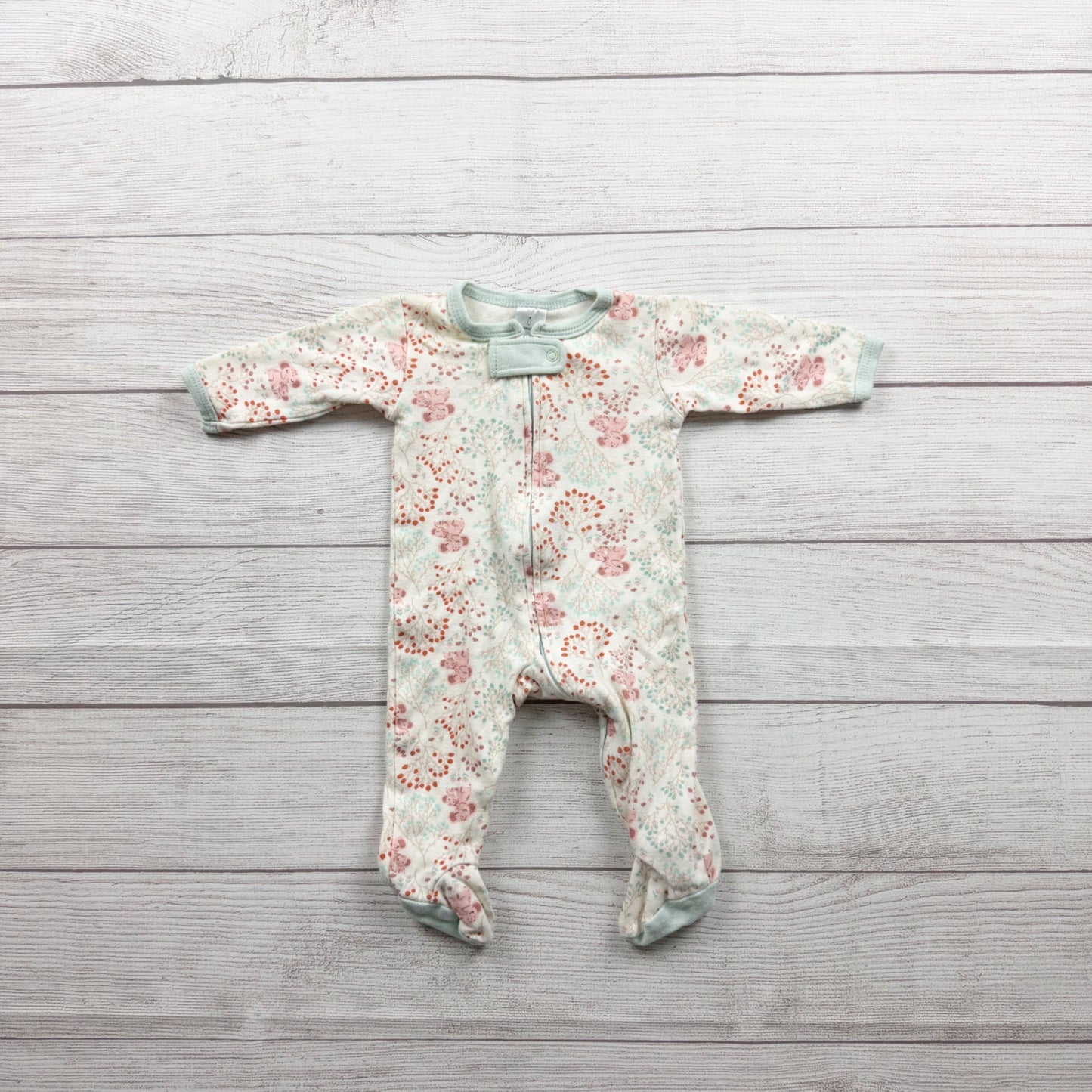 The Peanutshell Floral Footed Sleeper Baby Pajamas 0-3 Months