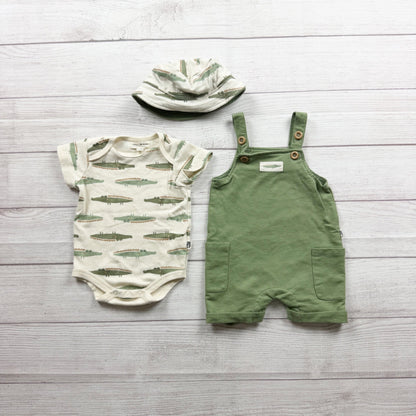 Rabbit + Bear Baby Outfit Alligator Print Bodysuit Green Overalls Hat 3-6 Months