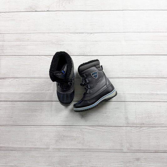 13 | Solid Snow Boots