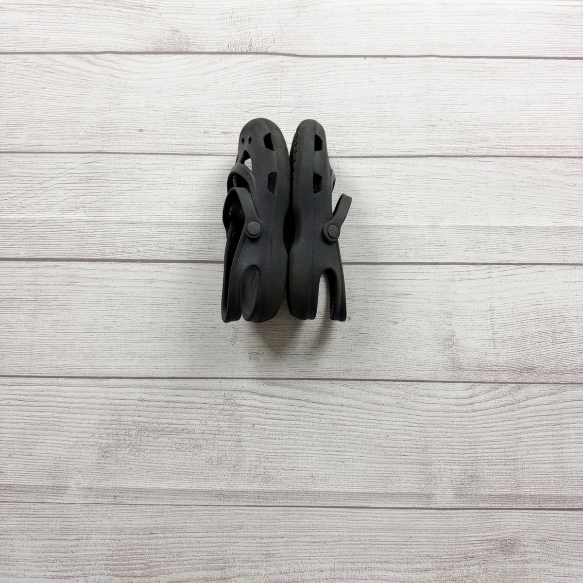 Crocs Kids Black Sandal Shoes Lightweight Strap Slip On Little Kids 12