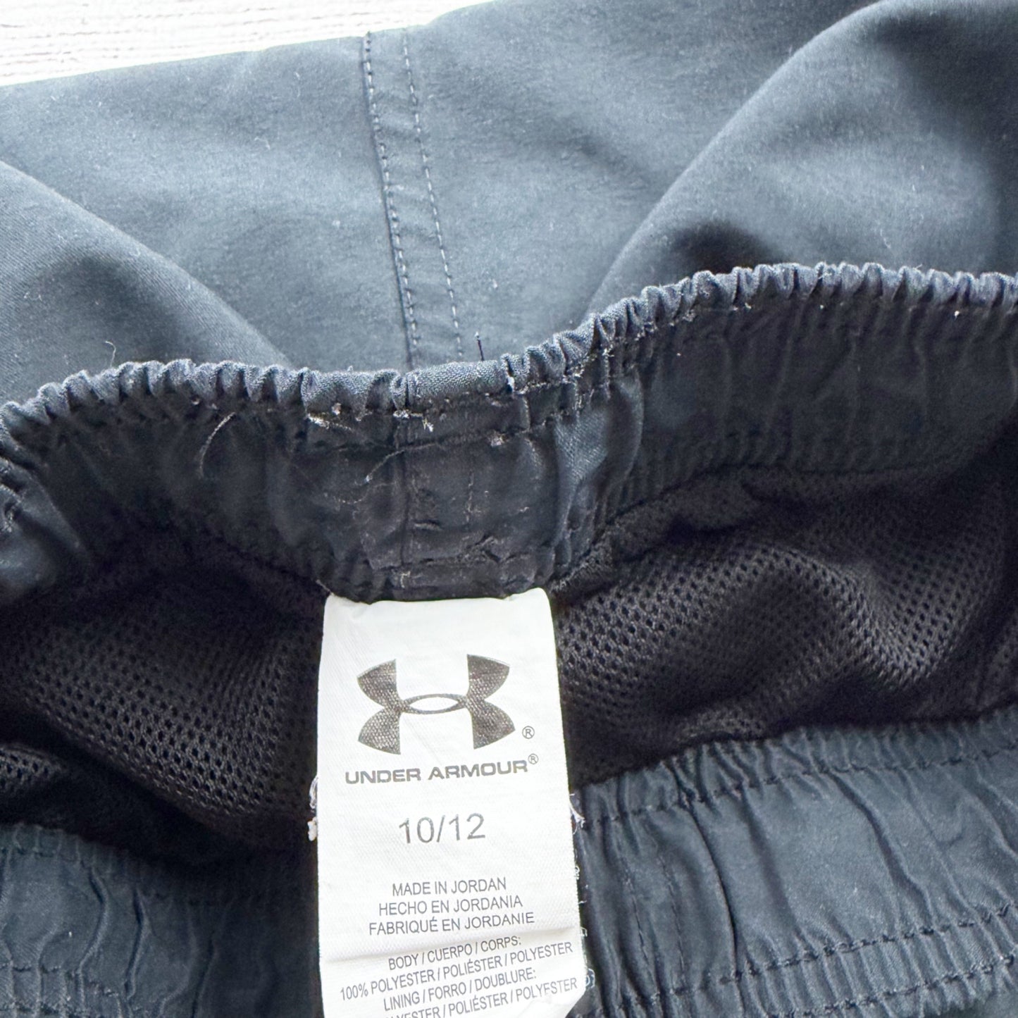 Under Armour Boys Swim Shorts Black Elastic Waistband Mesh Lining 10-12