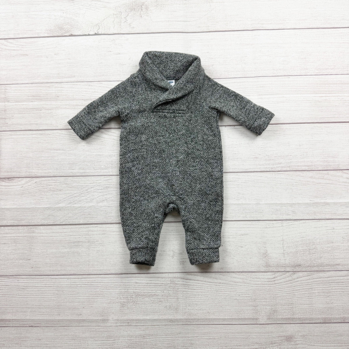 Old Navy Baby One Piece Gray Romper Snap Closure 0-3 Months