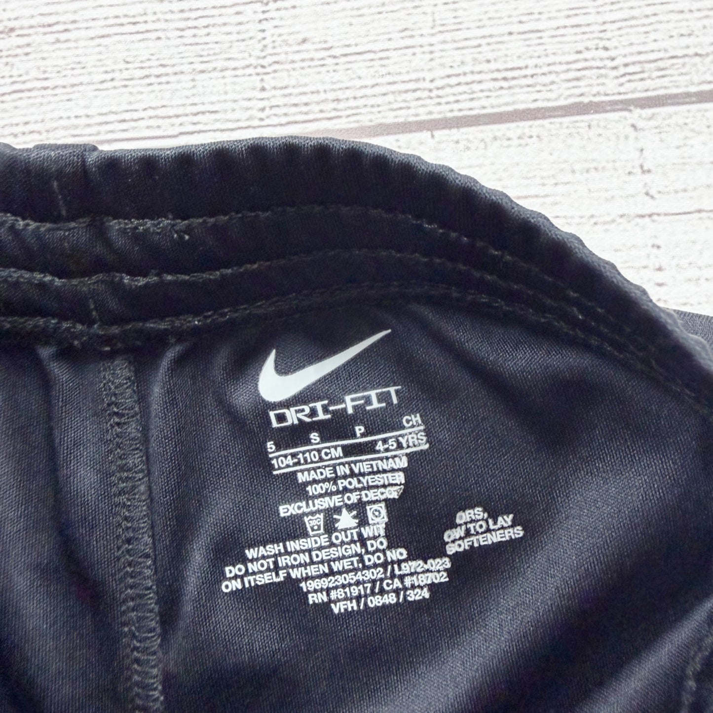 Nike Dri Fit Kids Black Athletic Shorts Polyester Lightweight Durable 5