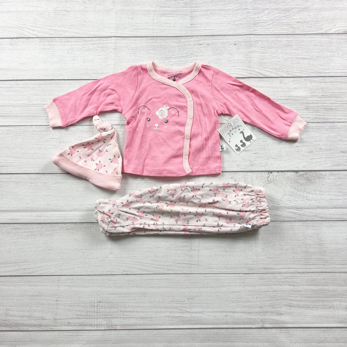 Duck Duck Goose Baby Outfit Set Bear Wrap Top Pants Hat 3-Piece NWT 6-9 Months