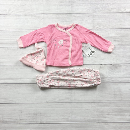 Duck Duck Goose Baby Outfit Set Bear Wrap Top Pants Hat 3-Piece NWT 6-9 Months