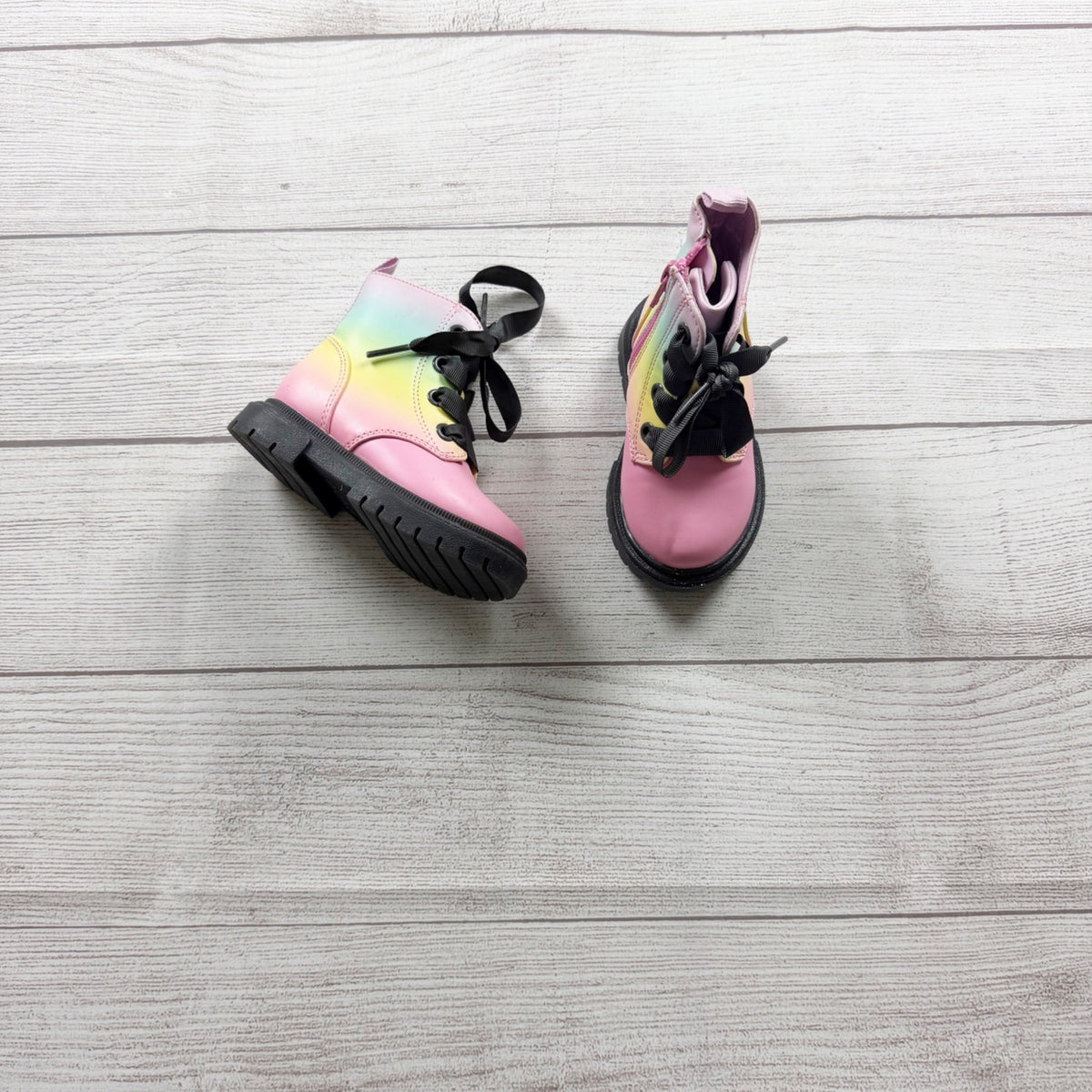 Cat & Jack Rainbow Gradient Kids Combat Ankle Boots Side Zipper US Toddler 5