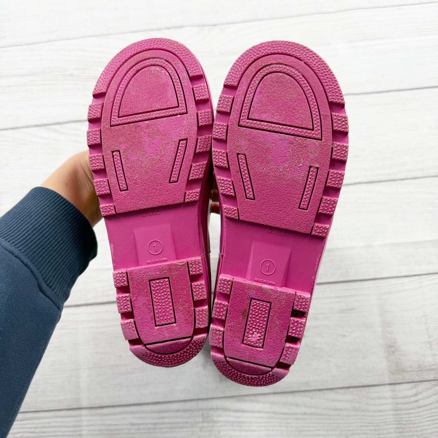 1 | Tie Dye Rainboots