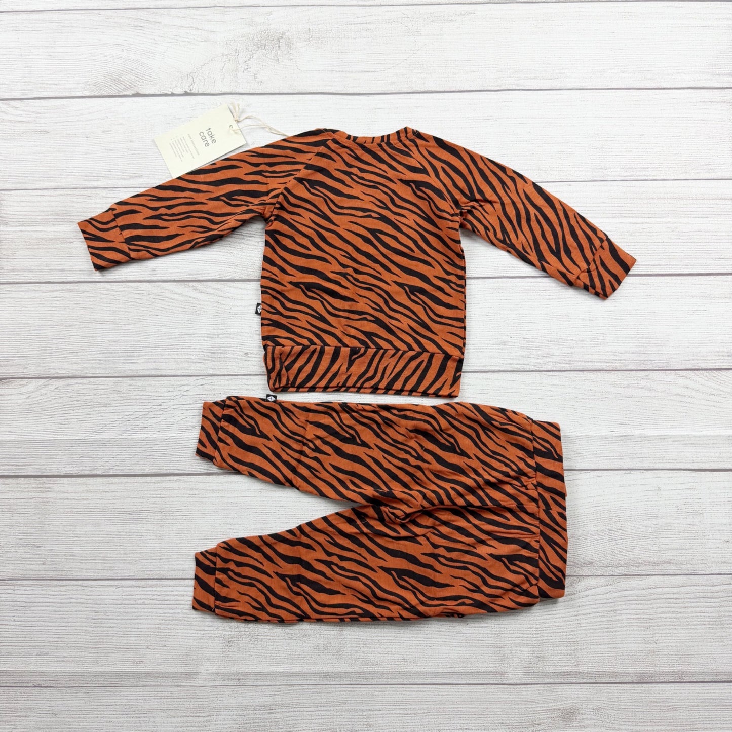 Kyte Baby Tiger Stripe Outfit Set Orange Black Long Sleeve NWT 12-18 Months