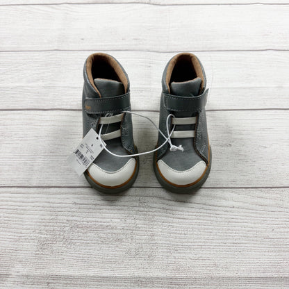 See Kai Run High Top Sneakers Velcro Strap Shoes Elastic Lace Toddler NWT 8