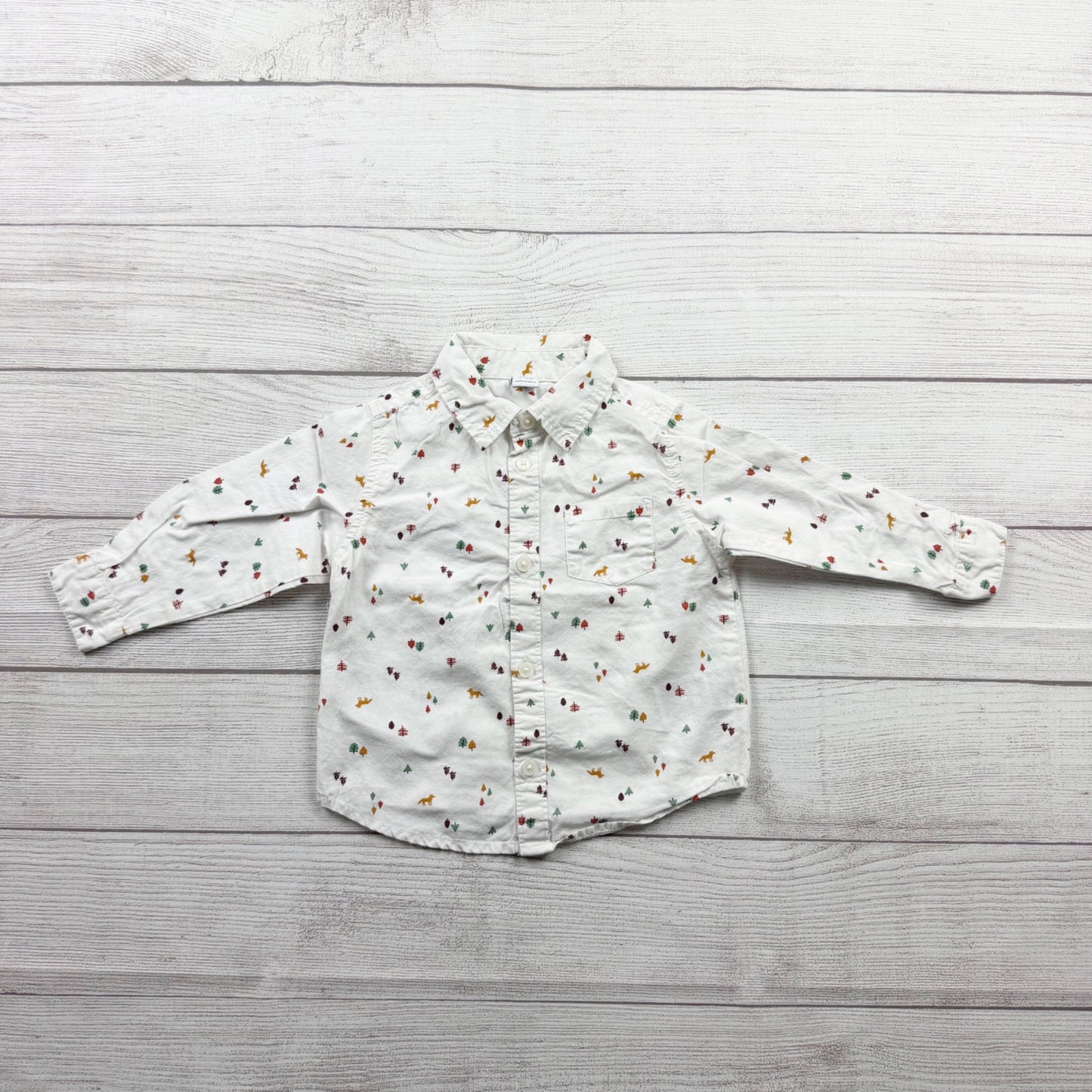 Old Navy Toddler Boys White Button Down Shirt Woodland Print 18-24 Months