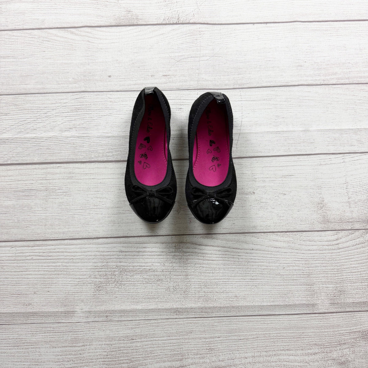 Olive & Edie Girls Black Ballet Flats Bow Accent Slip On Shoes US 13